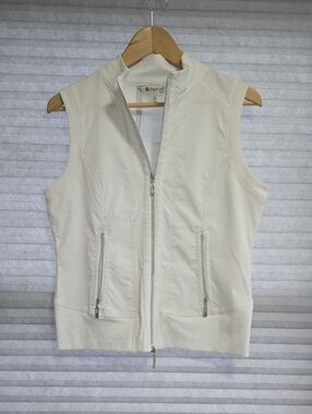 White Athletic Sleeveless Zip-Front Vest